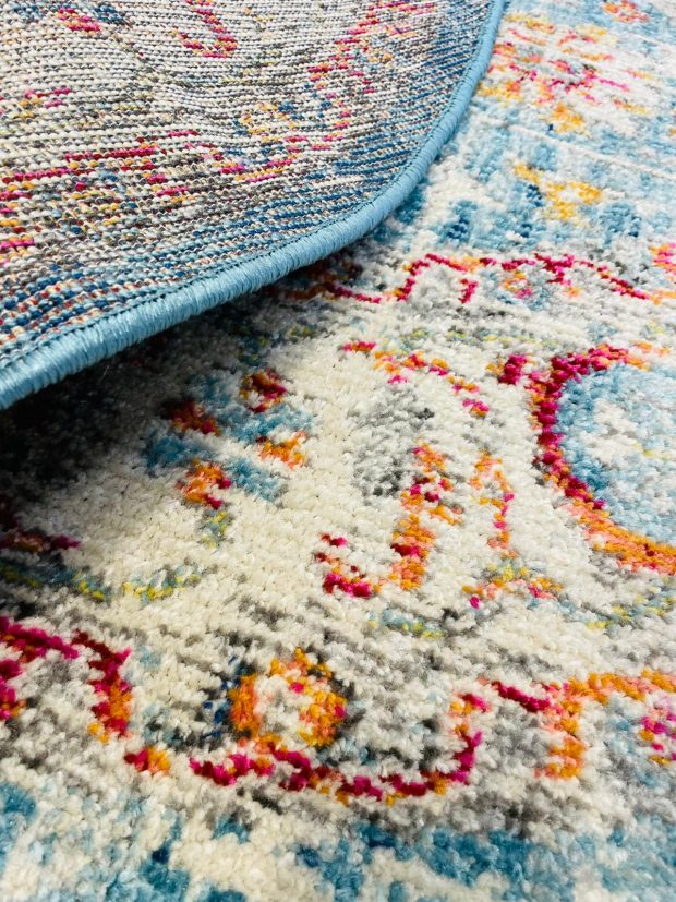 שטיח בדוגמא קלאסית אפור מולטי