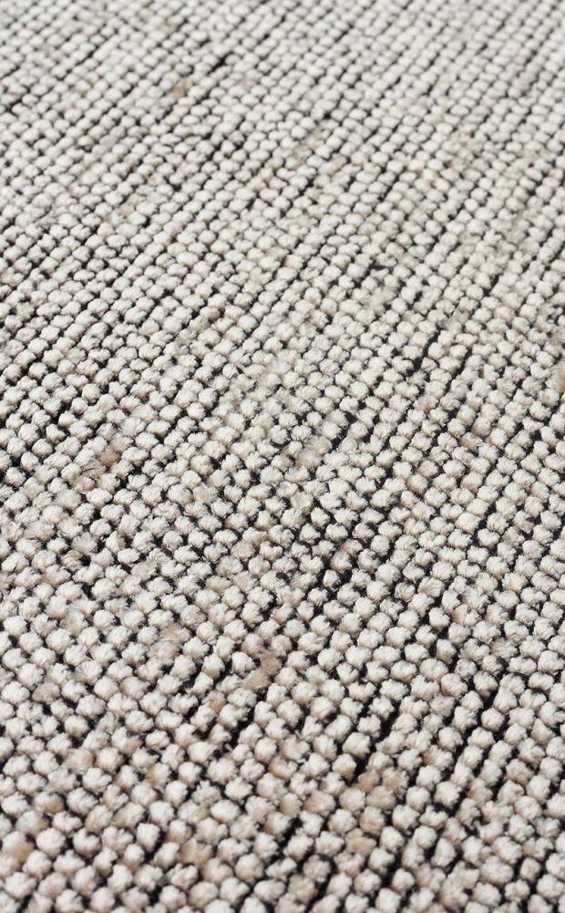 שטיח בז' חלק