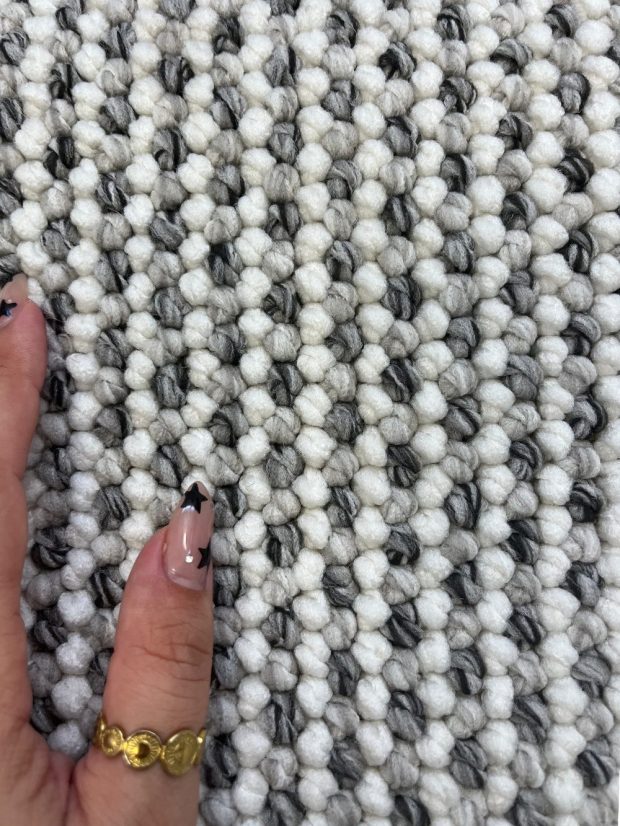 שטיח לולאות אפור משולב
