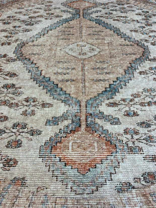 שטיח וינטג׳ עגול
