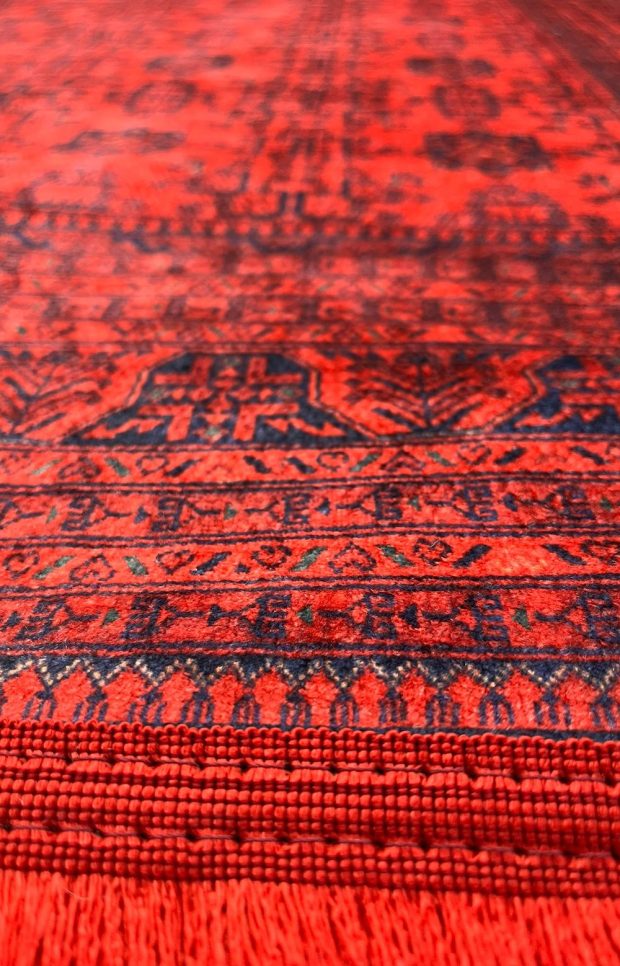 שטיח בדוגמה אפגאנית