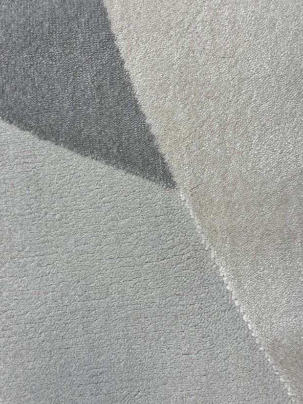 שטיח צורות אפור