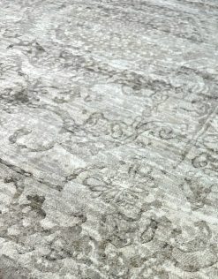שטיח בלגי אפור דוגמה קלאסית
