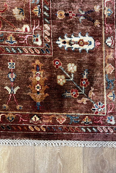 שטיח עבודת יד גוון חום אדמה