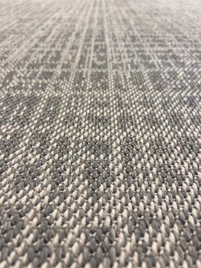 שטיח לולאות אפור לבן